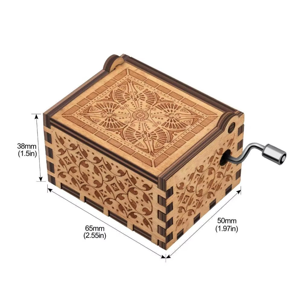 Wooden Music Box Vintage Engraving Wooden Hand-Cranked Music Box Can'T Help but Fall in Love Music Box