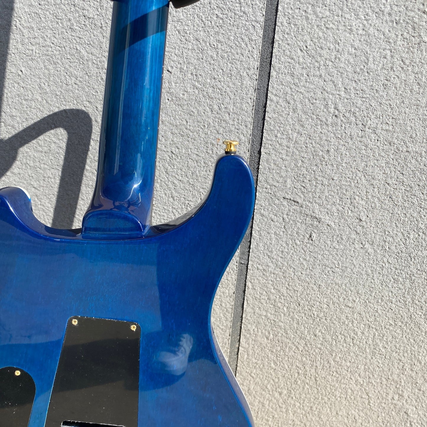 Amazing Blue PRS Electric Guitar Dragon Pattern 6 String Mahogany Body