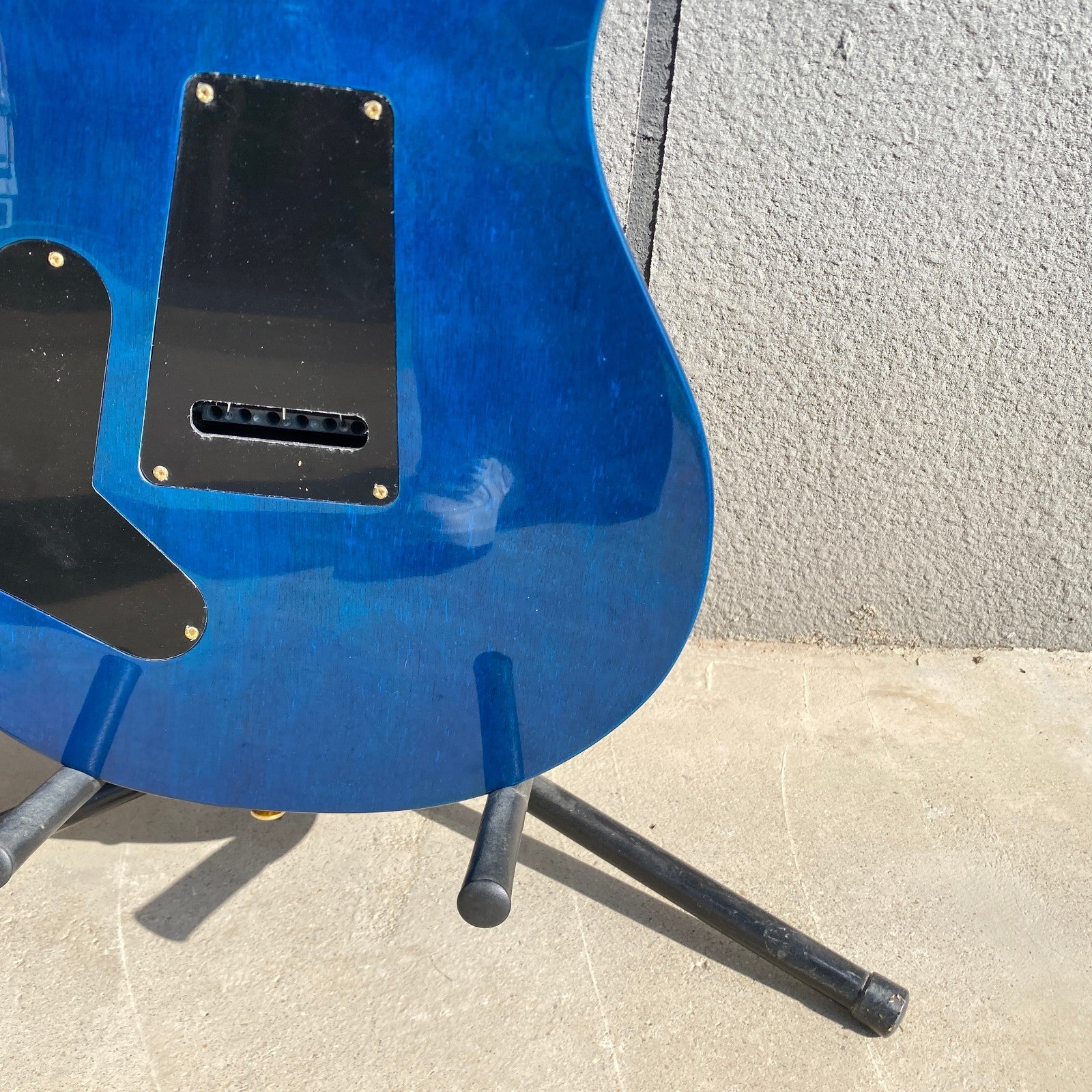 Amazing Blue PRS Electric Guitar Dragon Pattern 6 String Mahogany Body