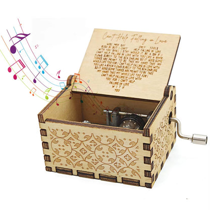 Wooden Music Box Vintage Engraving Wooden Hand-Cranked Music Box Can'T Help but Fall in Love Music Box