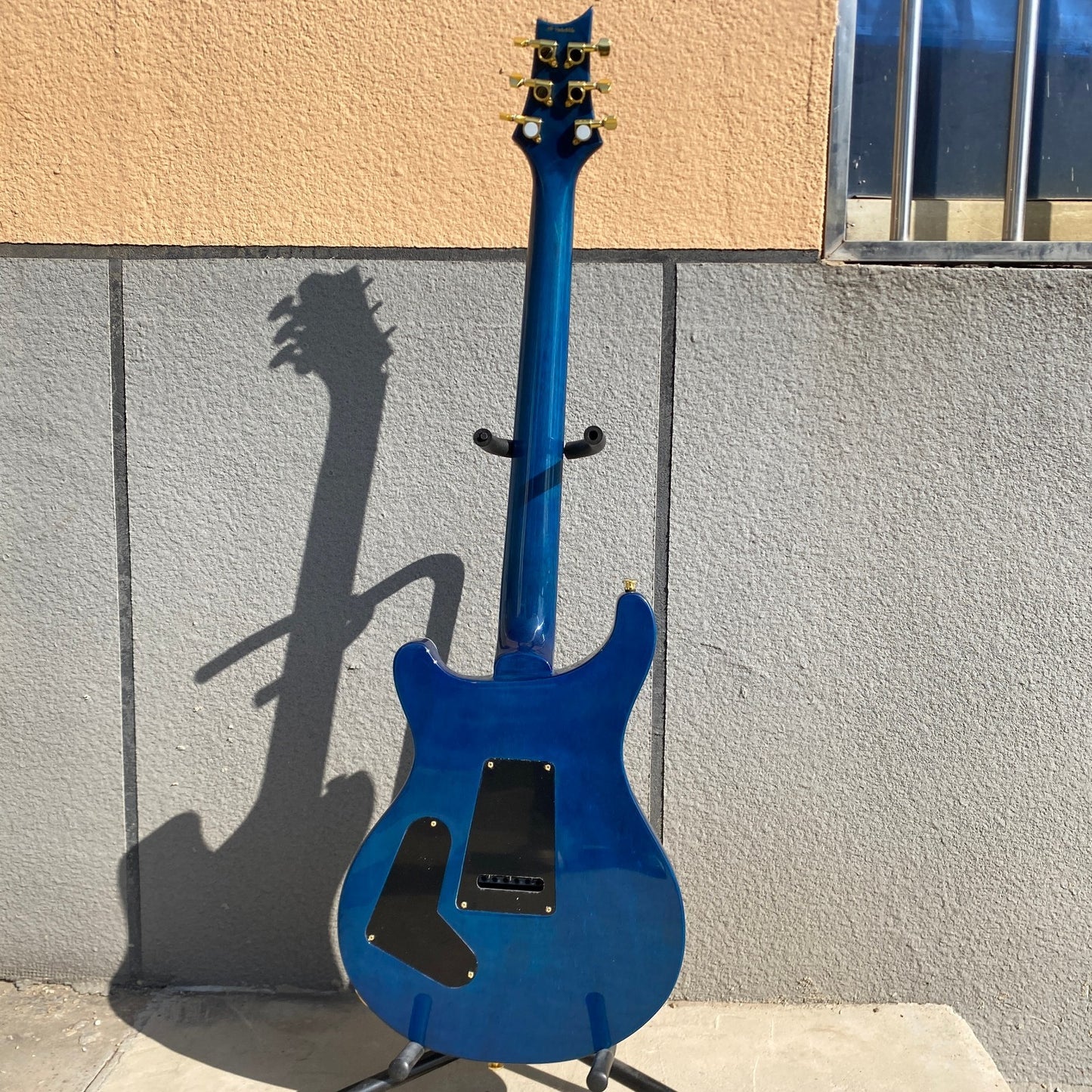 Amazing Blue PRS Electric Guitar Dragon Pattern 6 String Mahogany Body